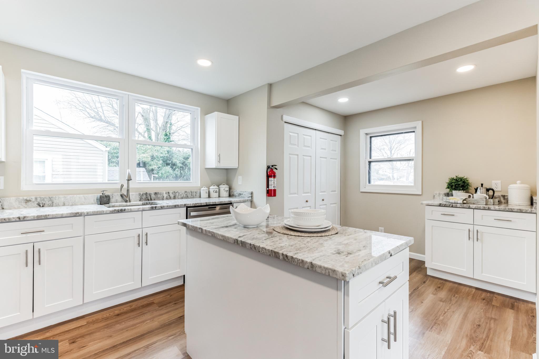 15 Jefferson AVENUE