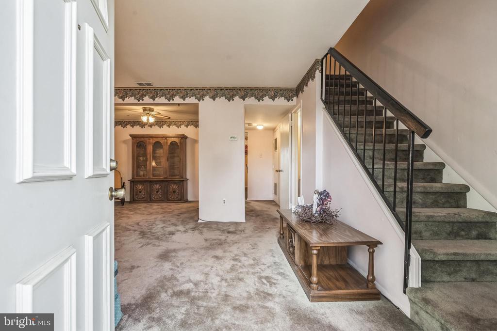 29 Maureen Ct