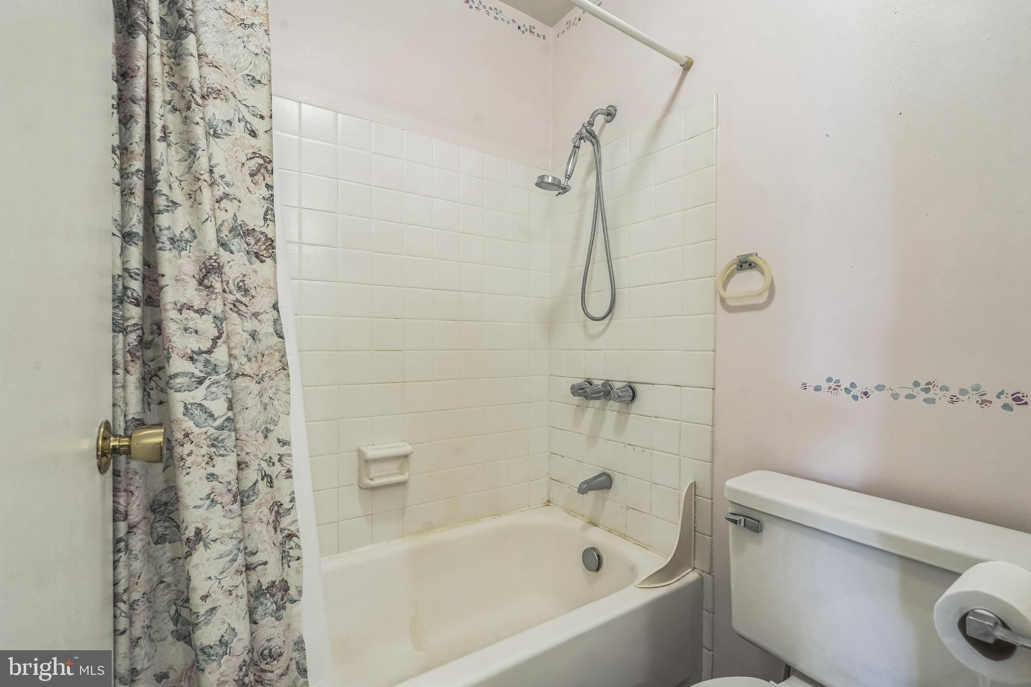 29 Maureen Ct