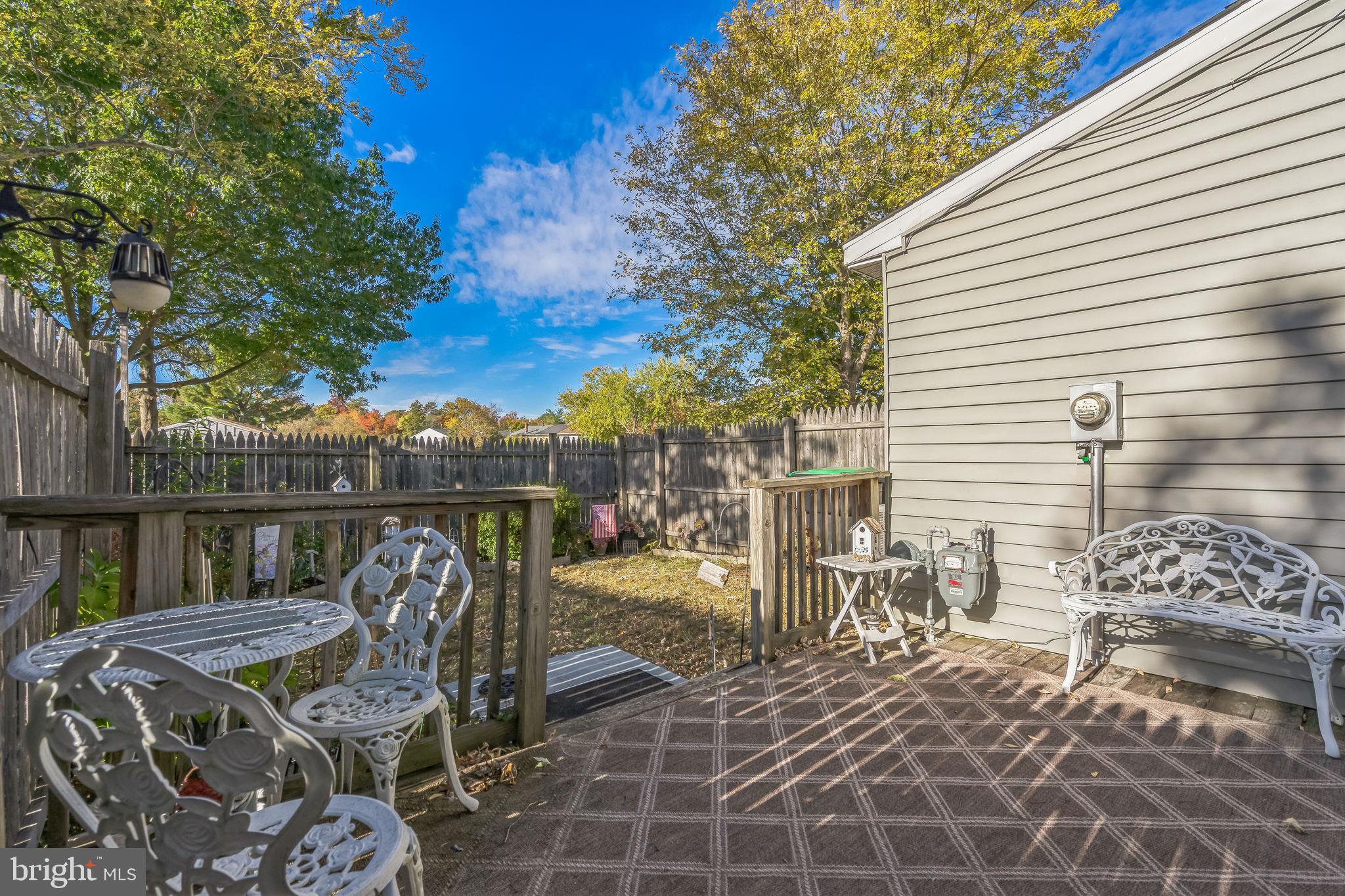 29 Maureen Ct