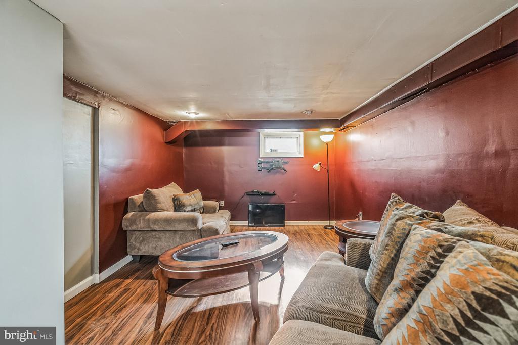 1133 Jefferson Ave