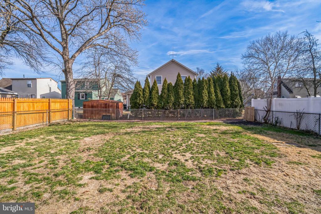 1133 Jefferson Ave
