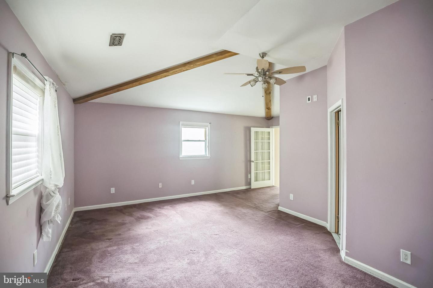 20 Sugar Bush Dr