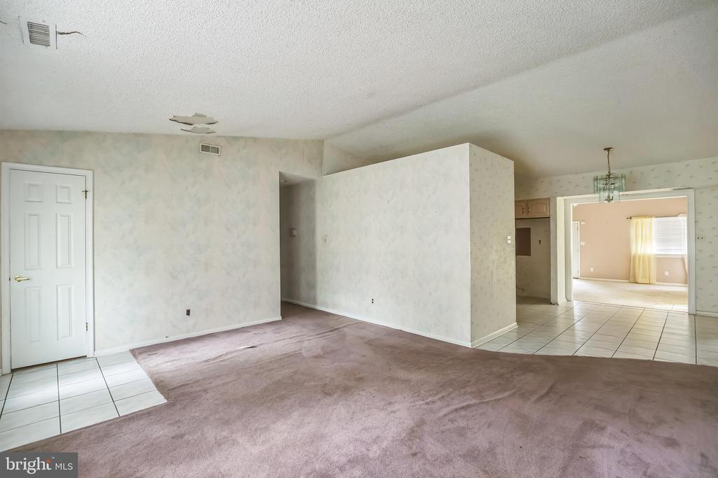 20 Sugar Bush Dr