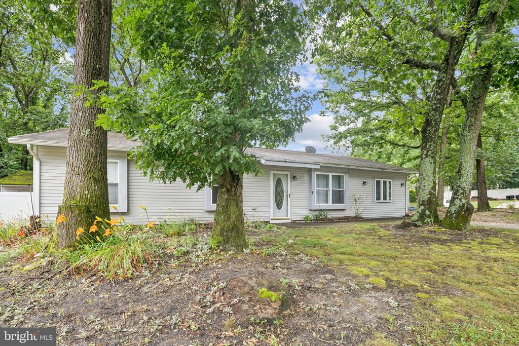 20 Sugar Bush Dr