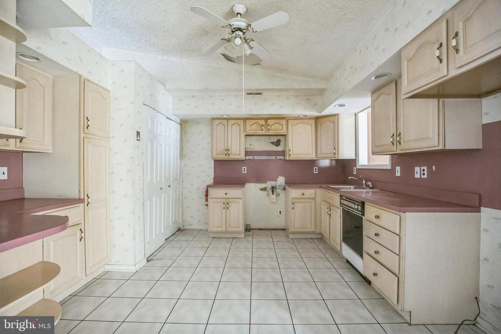 20 Sugar Bush Dr