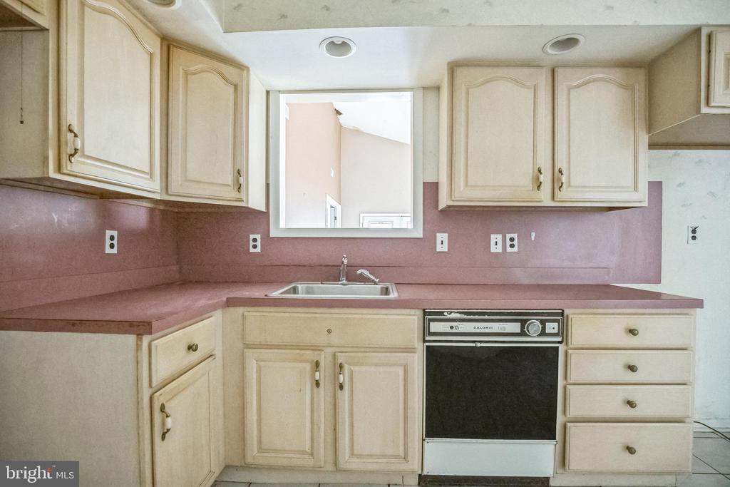 20 Sugar Bush Dr