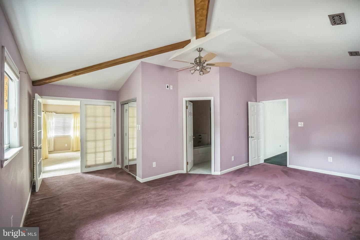 20 Sugar Bush Dr
