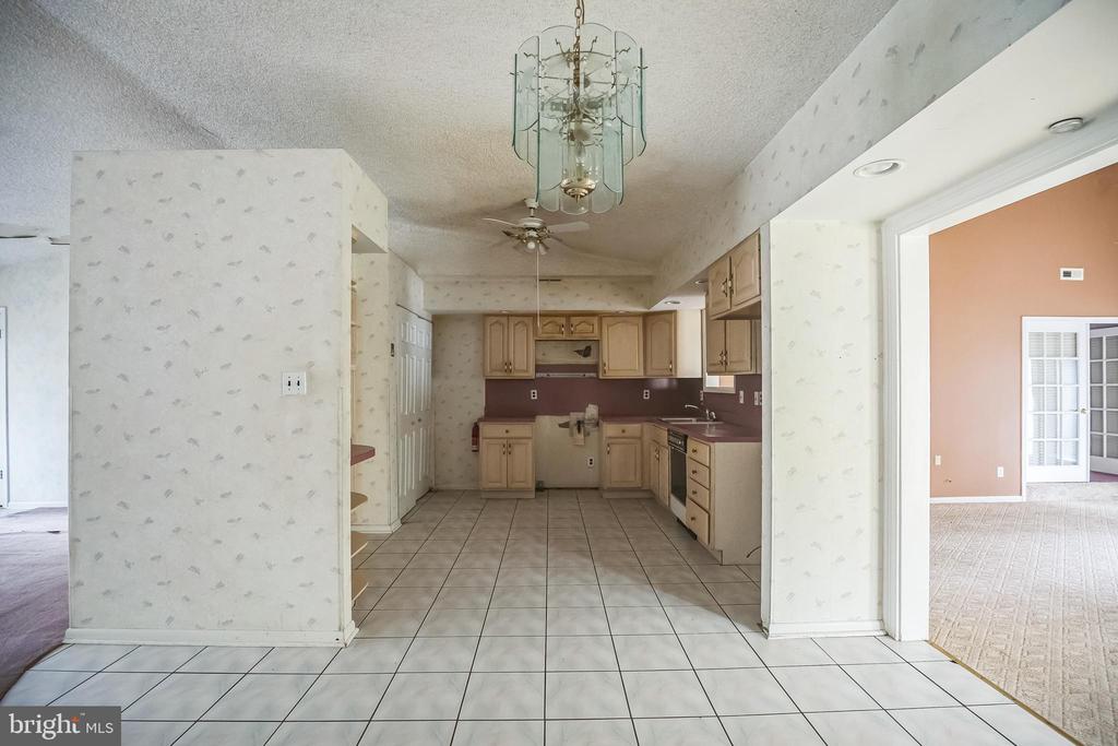 20 Sugar Bush Dr