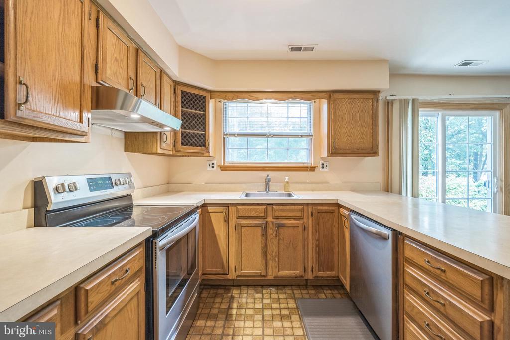 3 Woodmill Dr