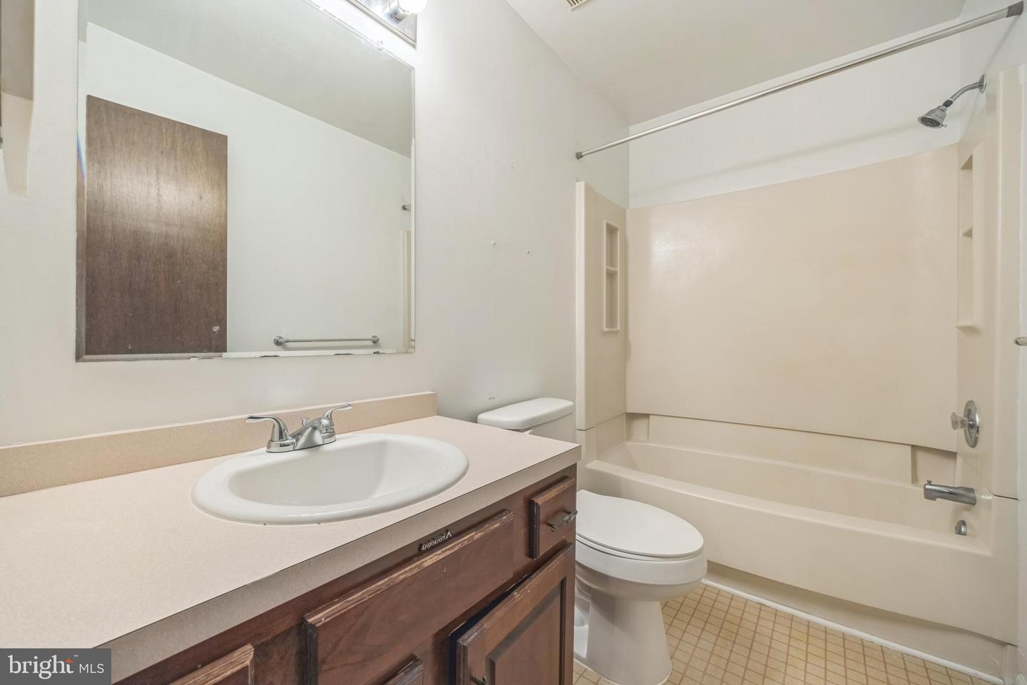 3 Woodmill Dr