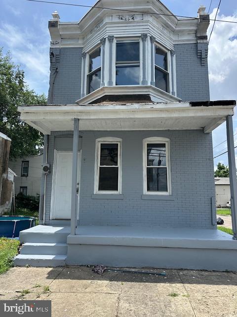 1227 N 28th St
