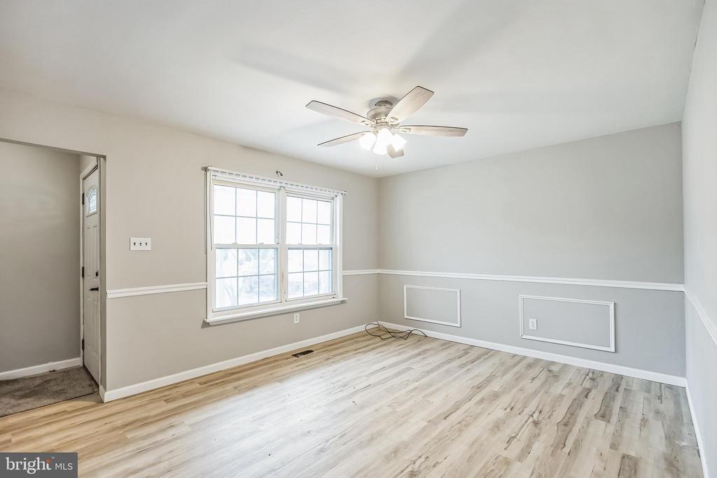 63 VILLANOVA CT
