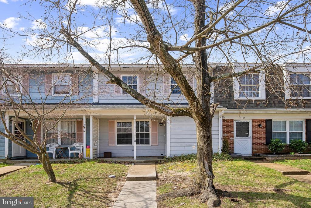 63 VILLANOVA CT