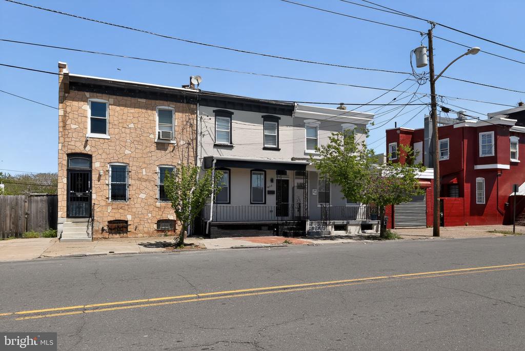413 ELM STREET