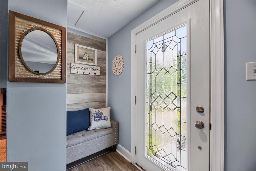 3 FOXWOOD COURT