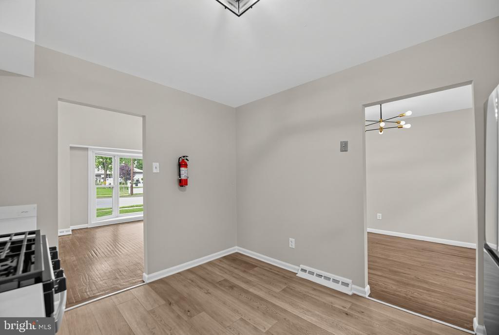 487 FRESNO DRIVE