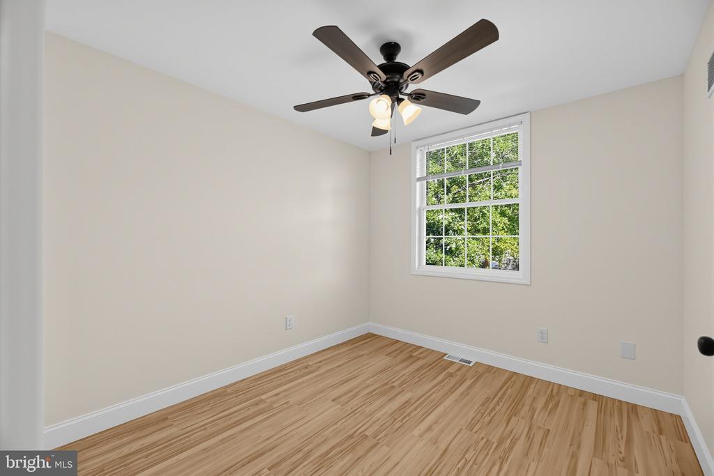 203 STEVENS COURT