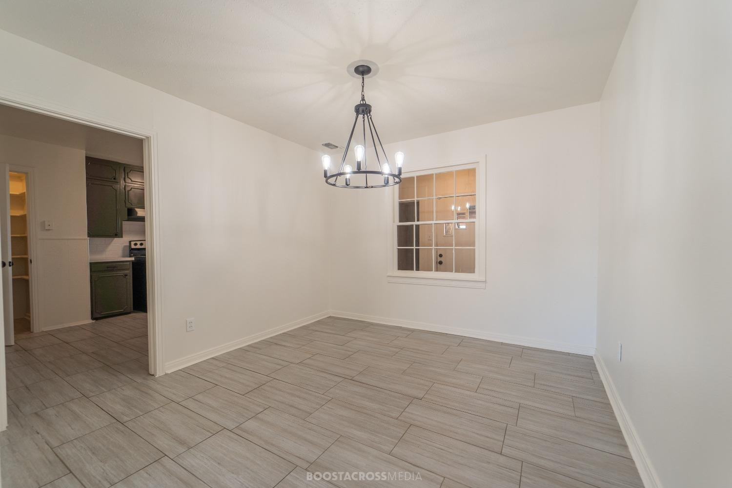 1507 Ave G