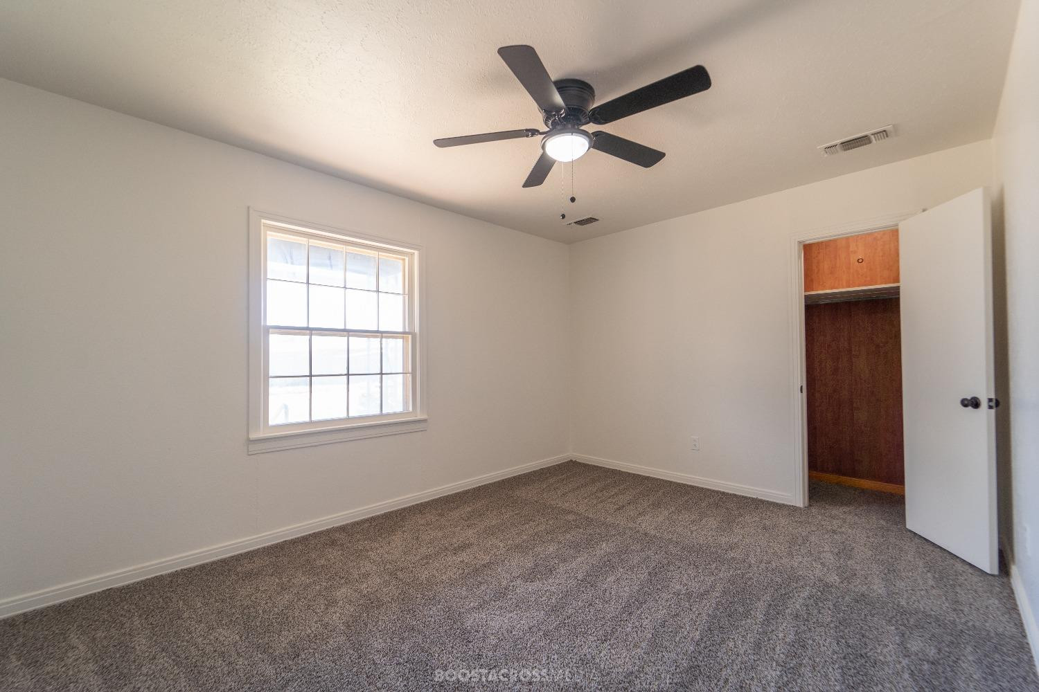 1507 Ave G