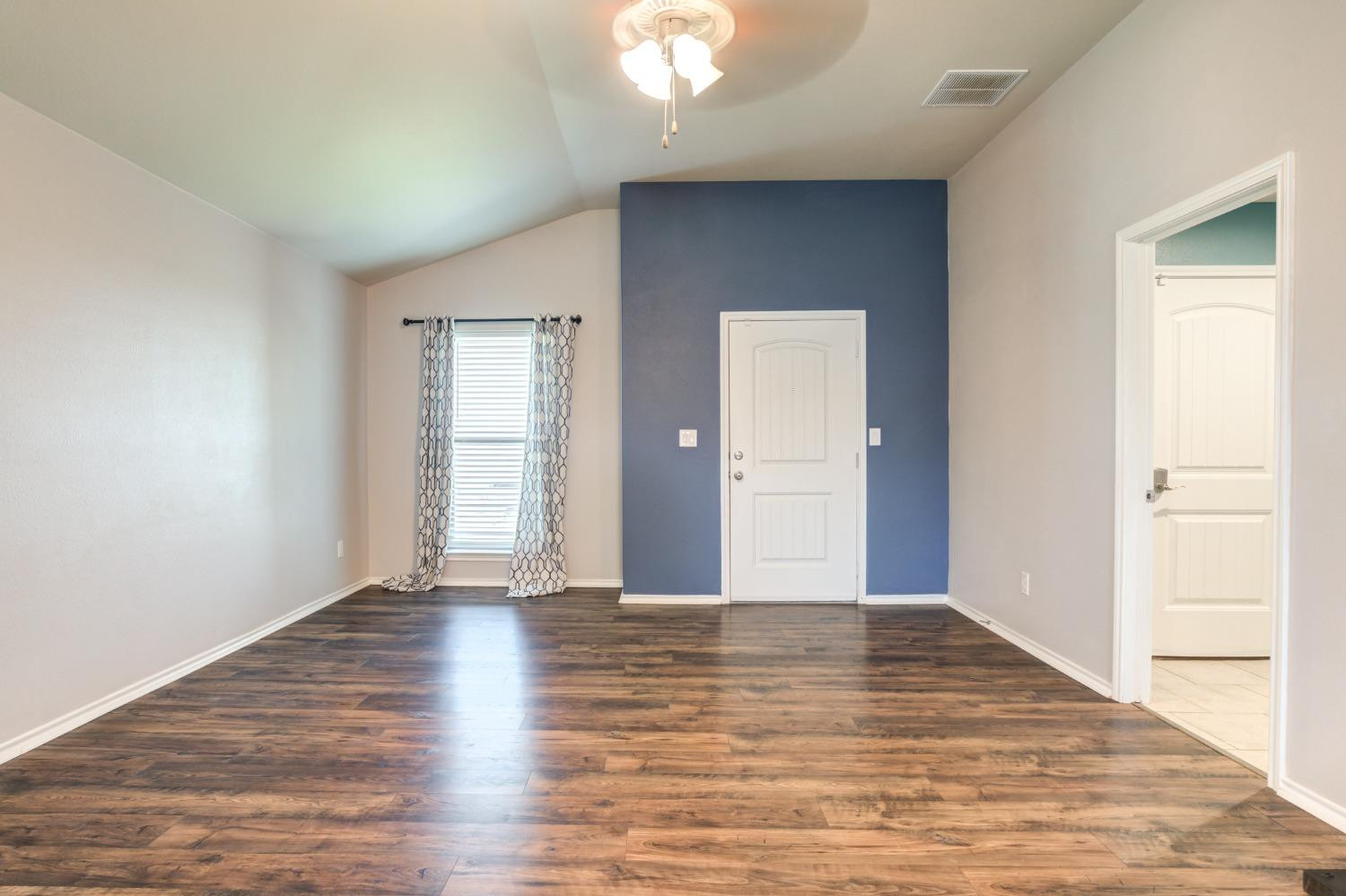 14314 Ave U