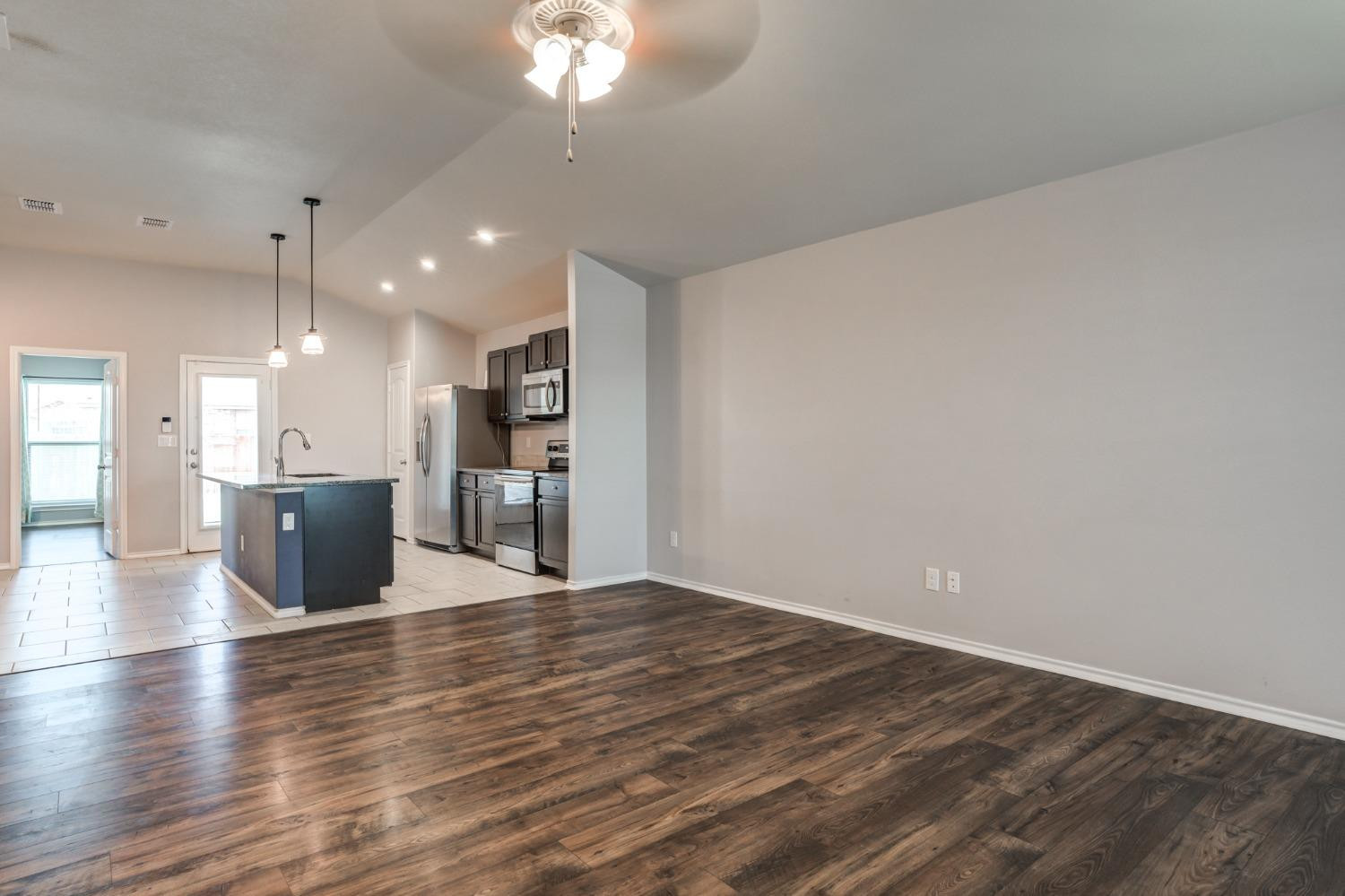 14314 Ave U