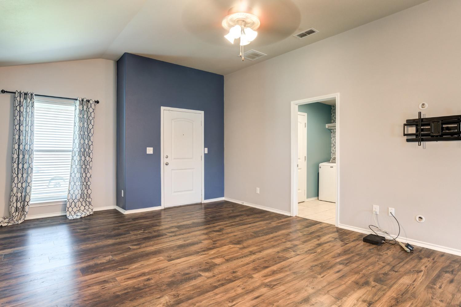 14314 Ave U