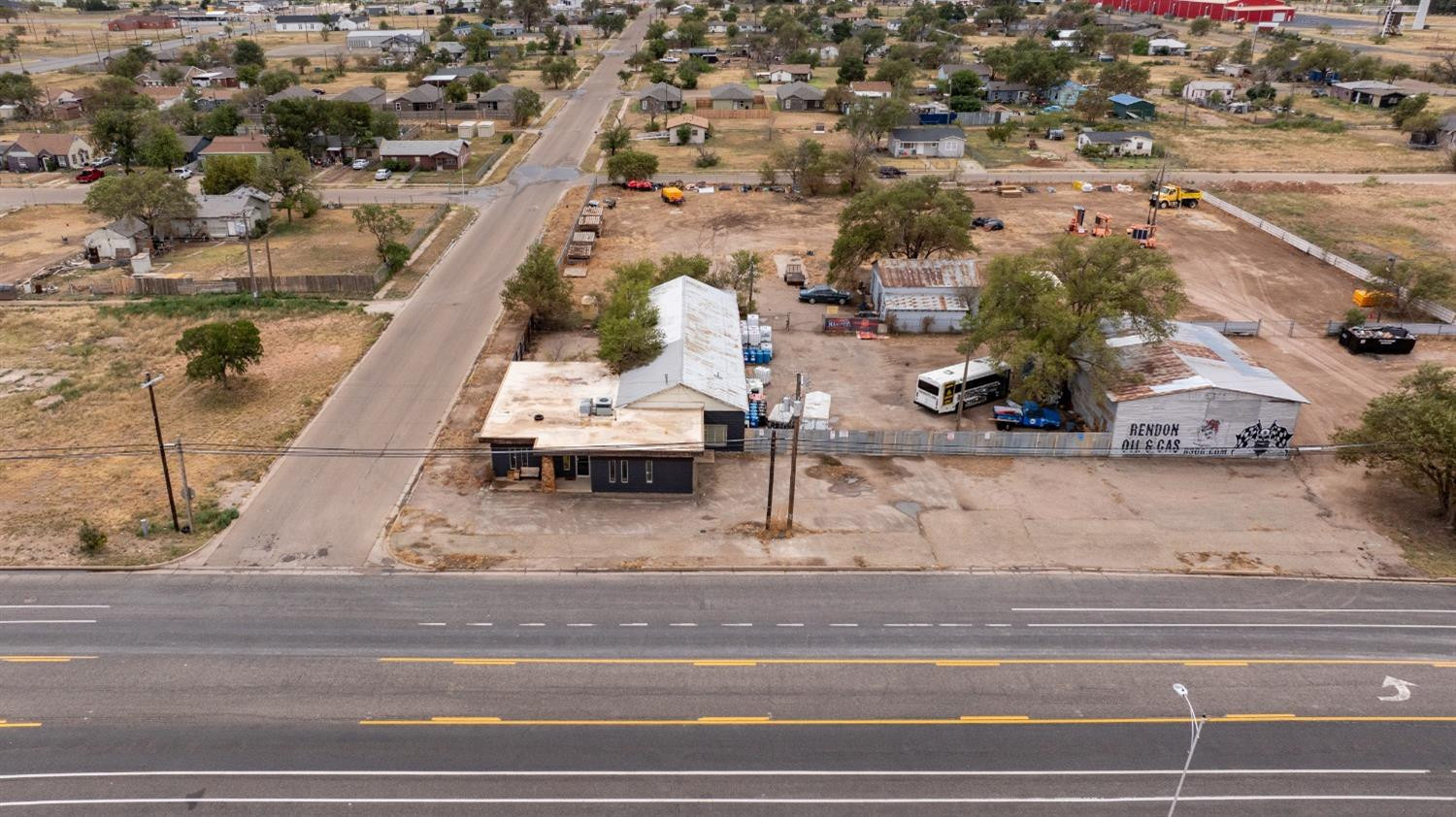 1320 E Broadway