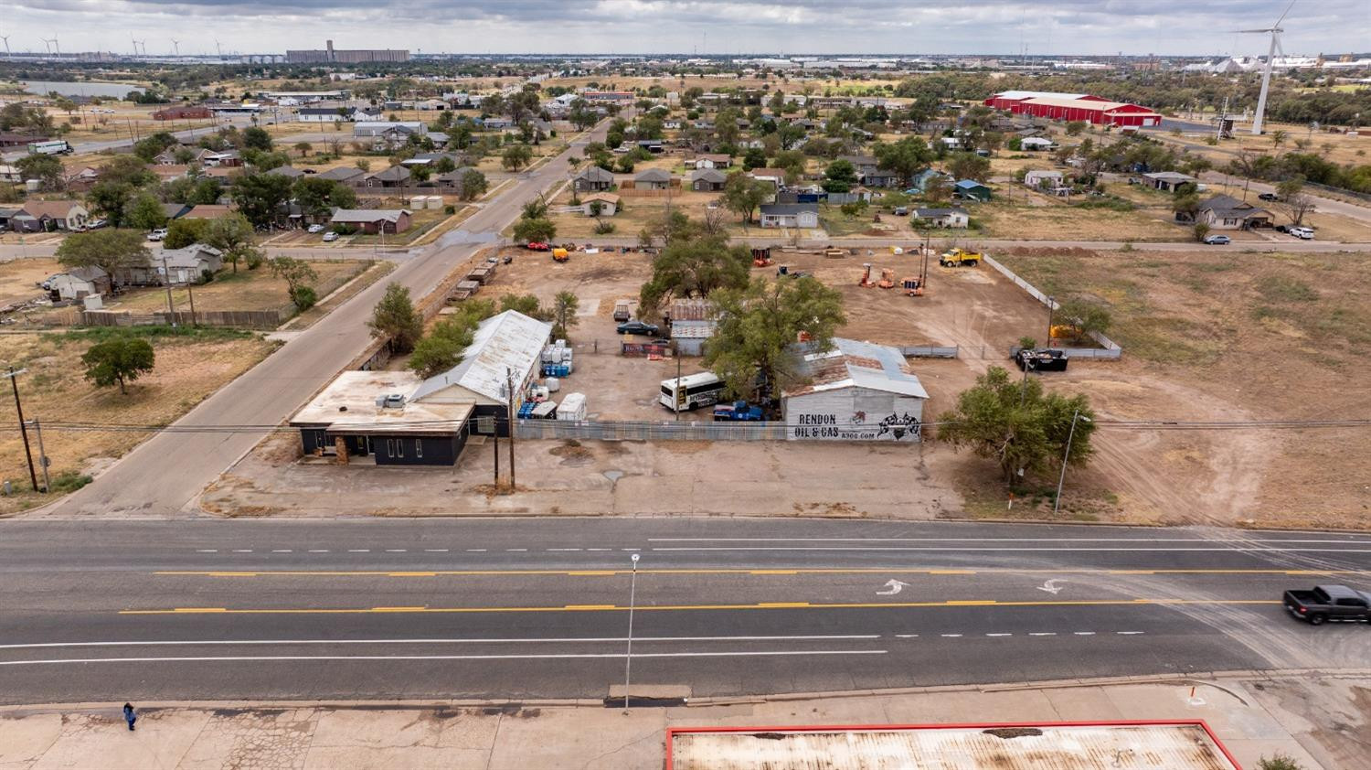 1320 E Broadway