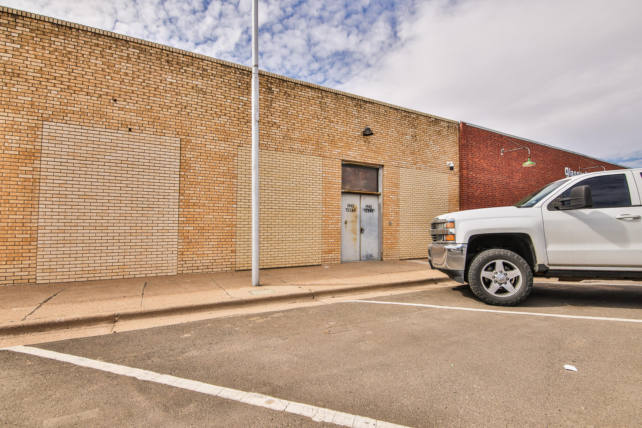 1942 Texas Avenue