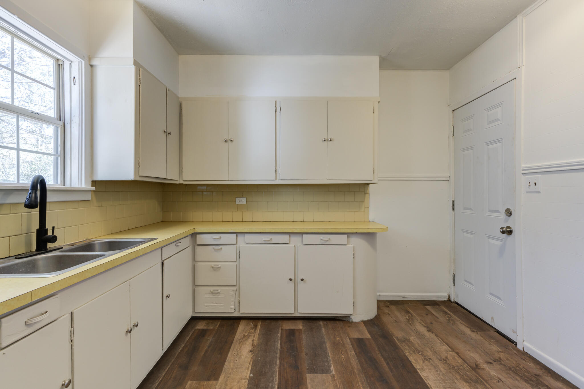 1512 27th Street
