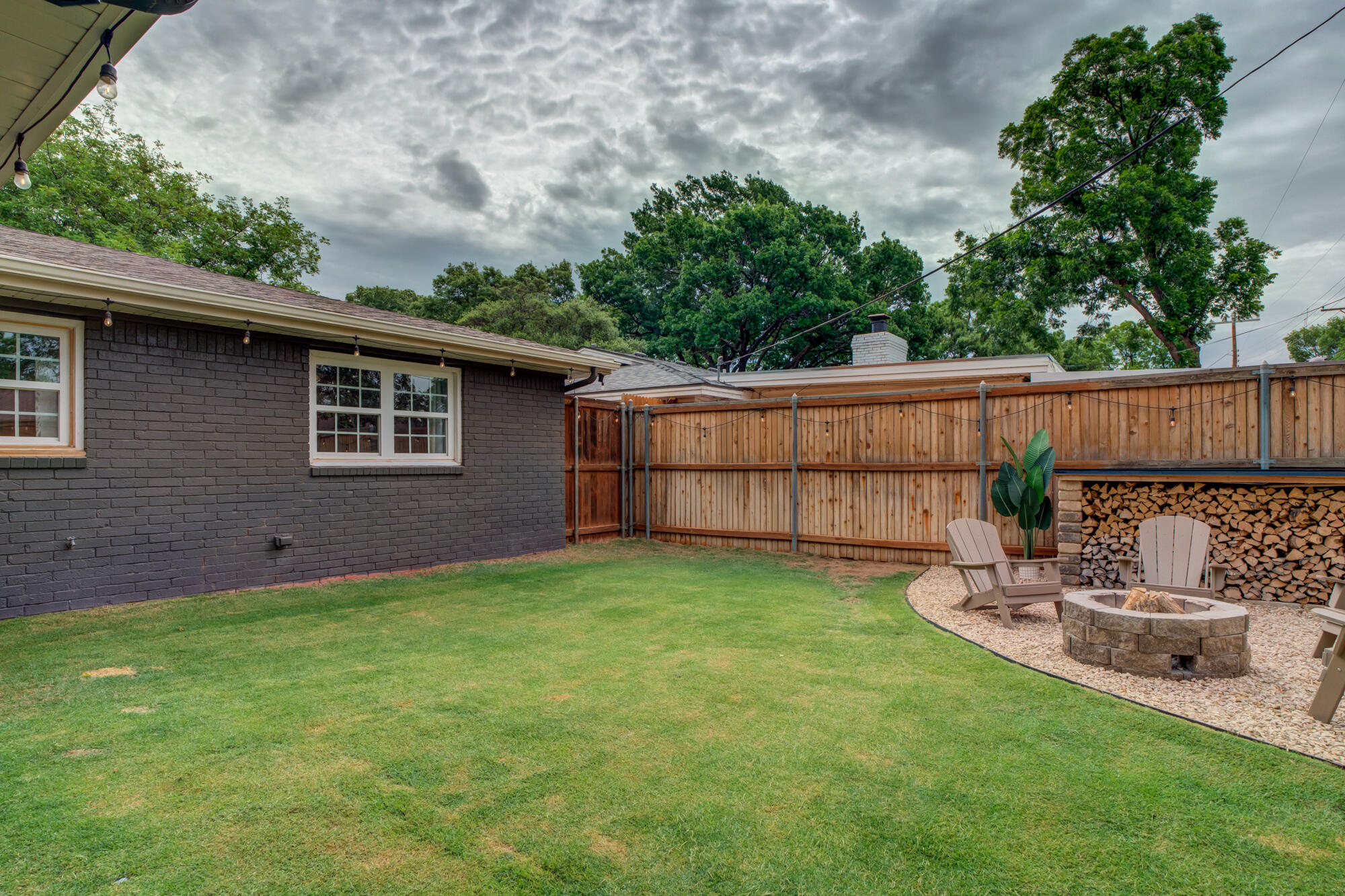 6106 Knoxville Drive