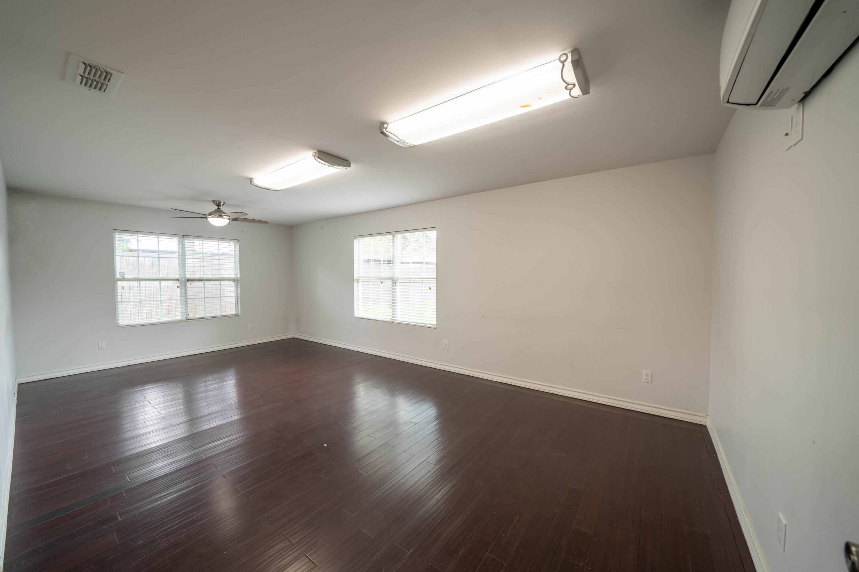 2409 20th Street