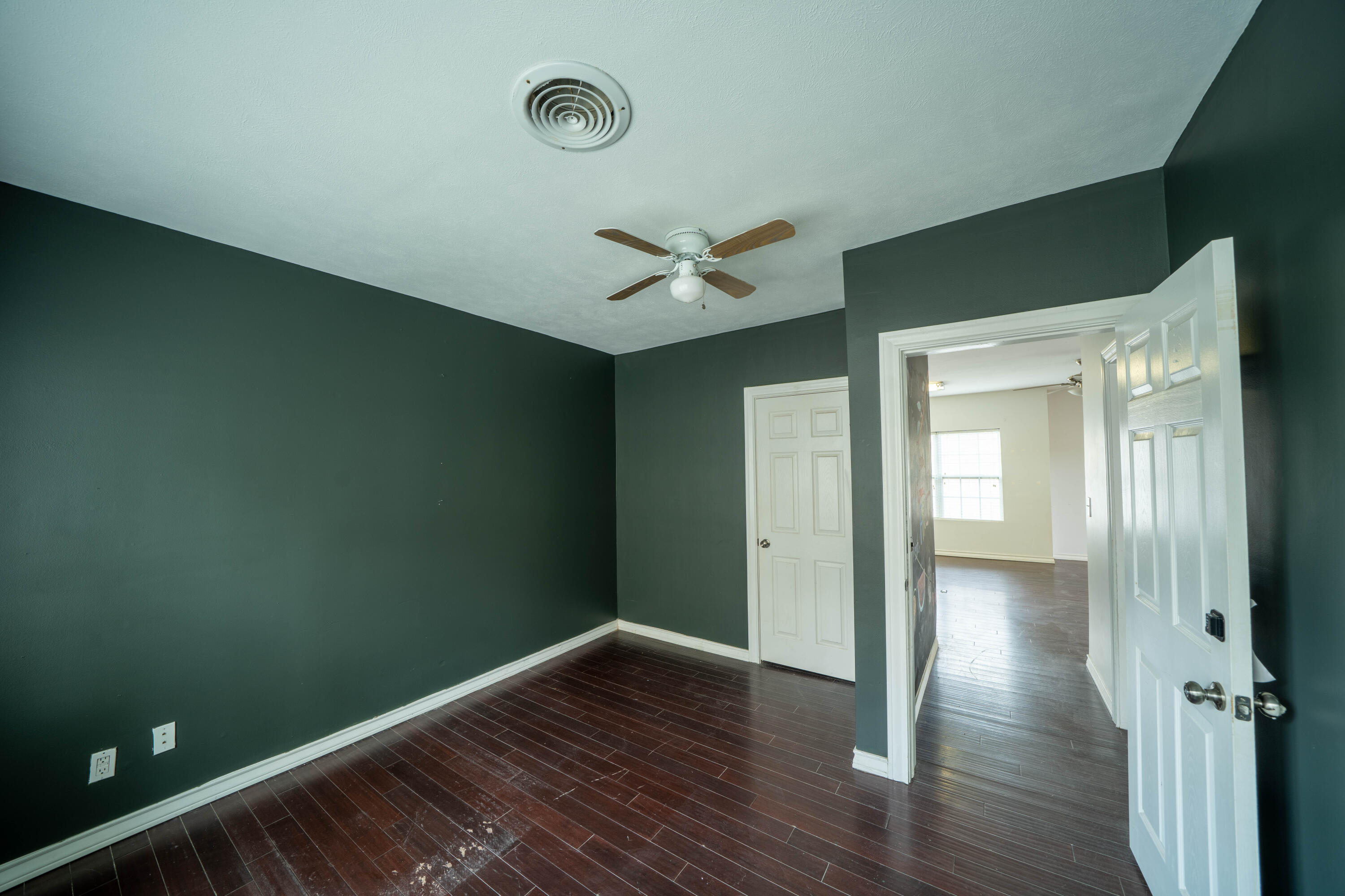 2409 20th Street