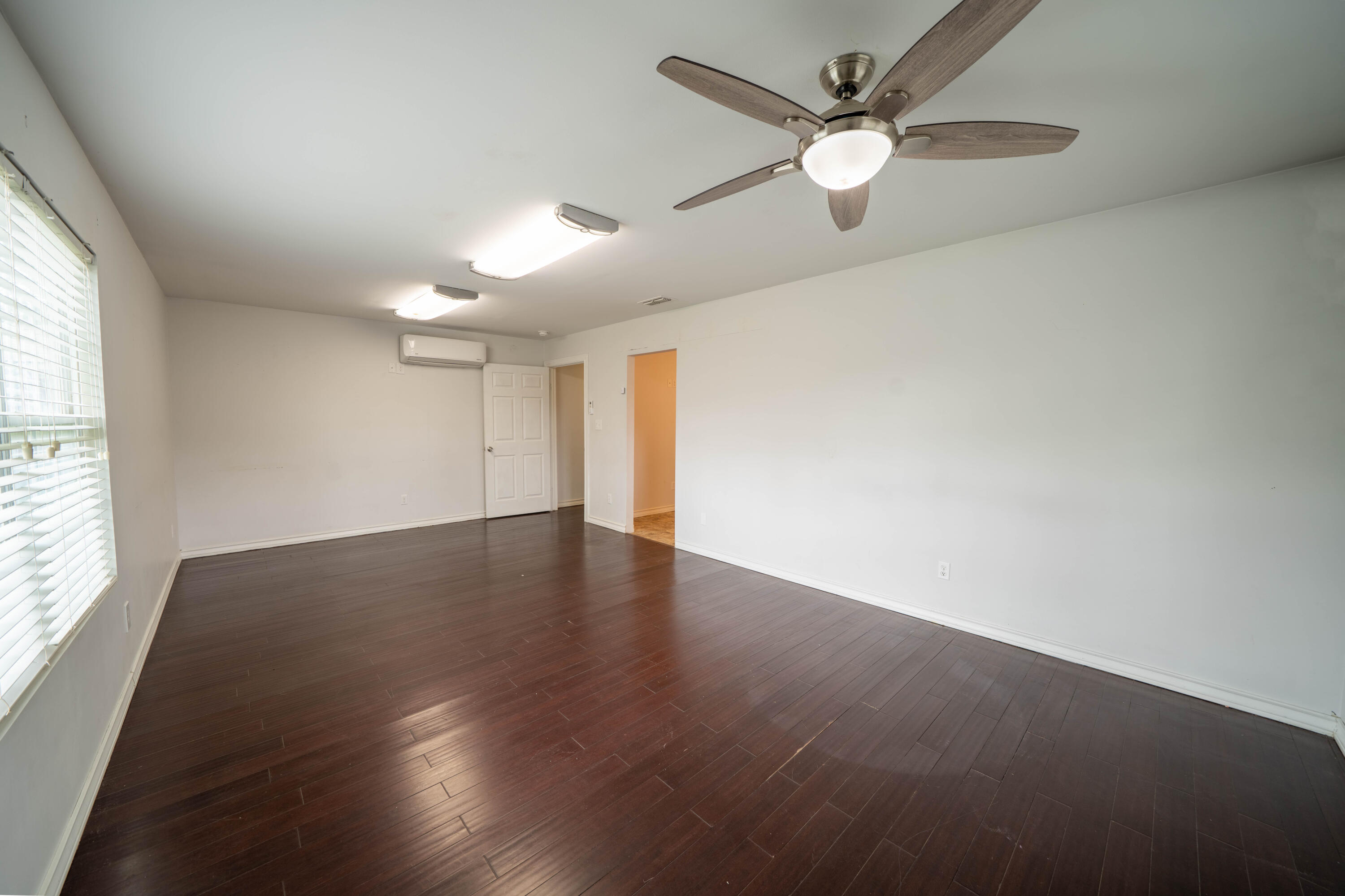 2409 20th Street