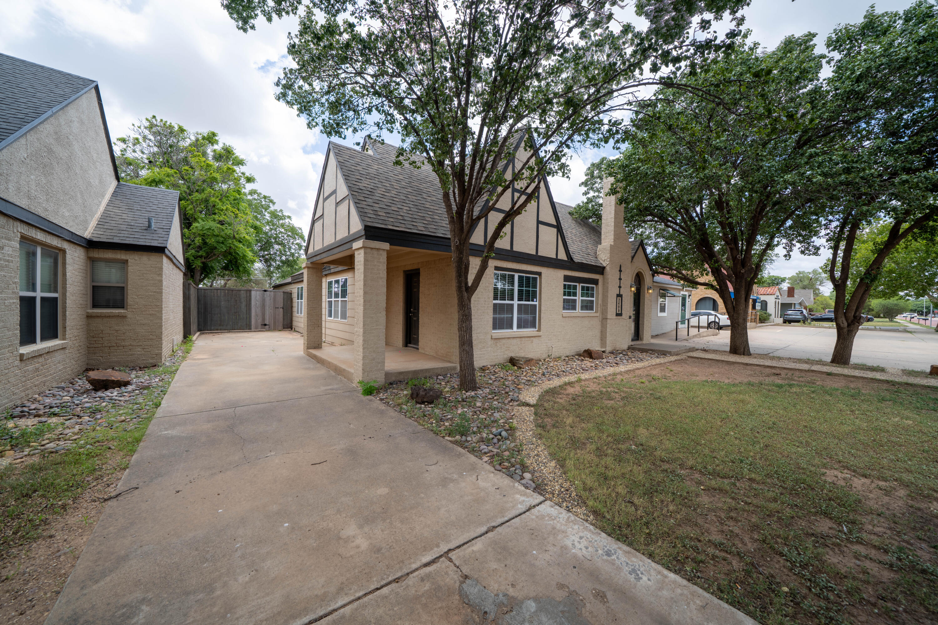 2409 20th Street