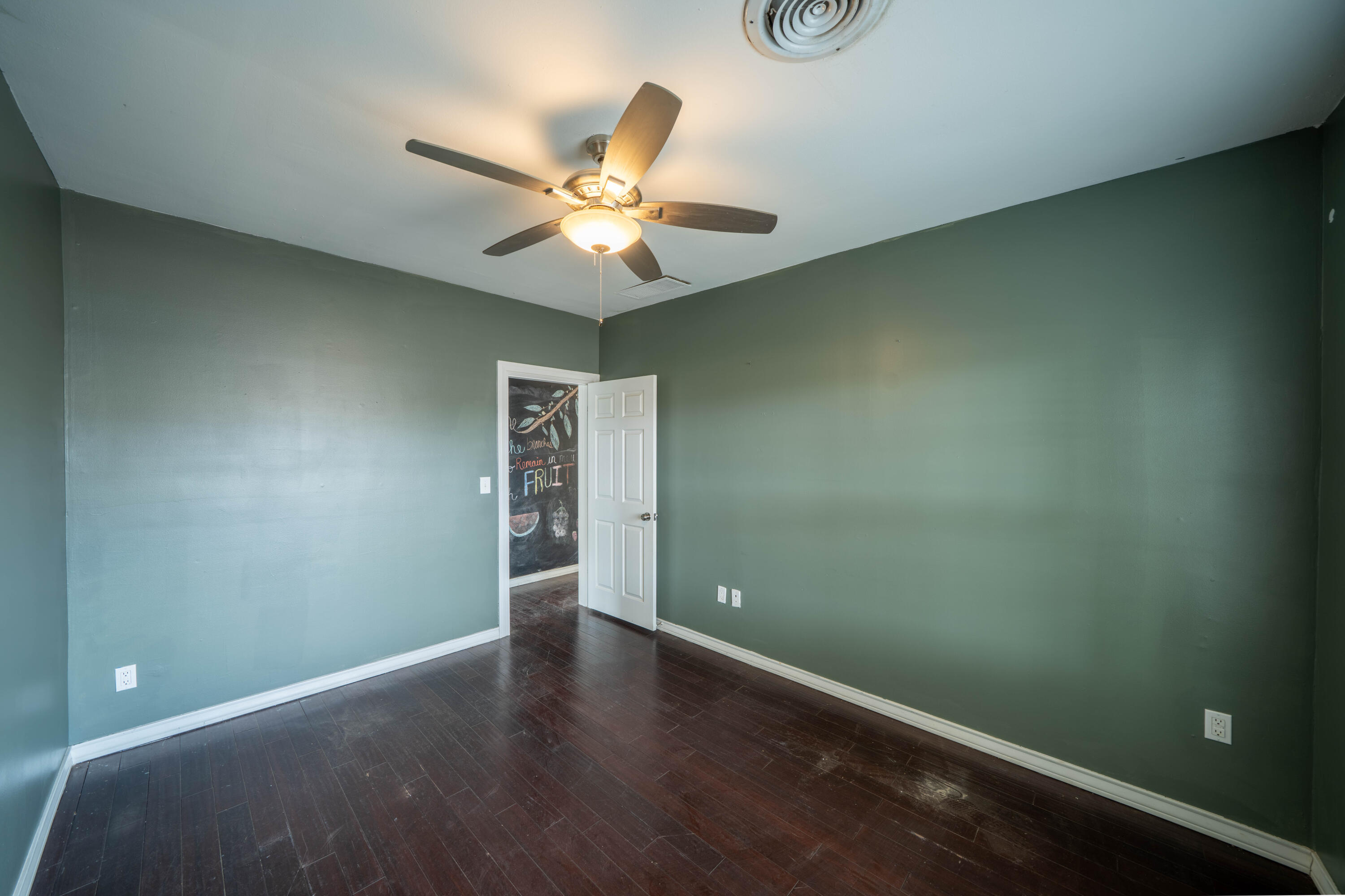 2409 20th Street