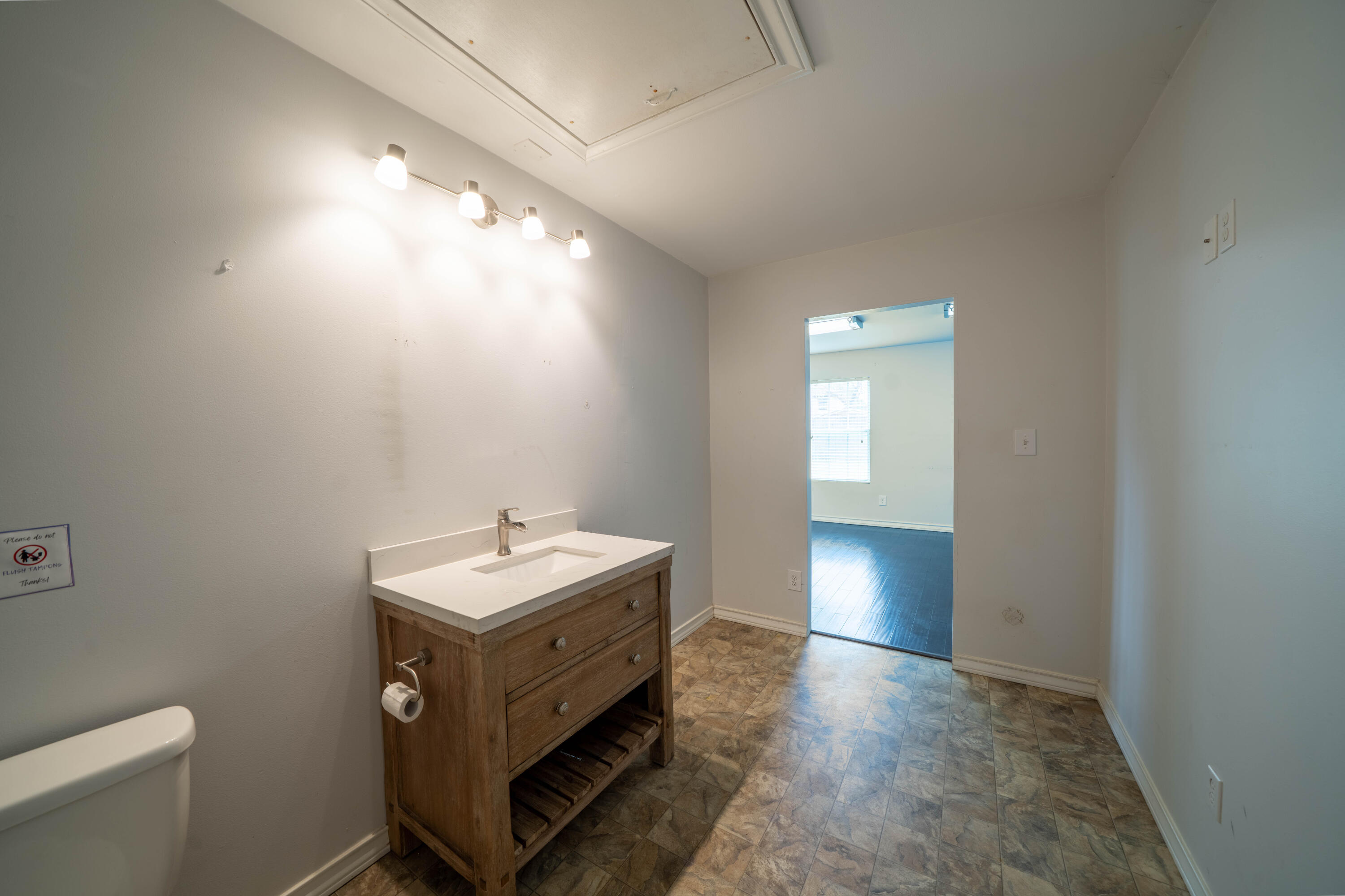2409 20th Street