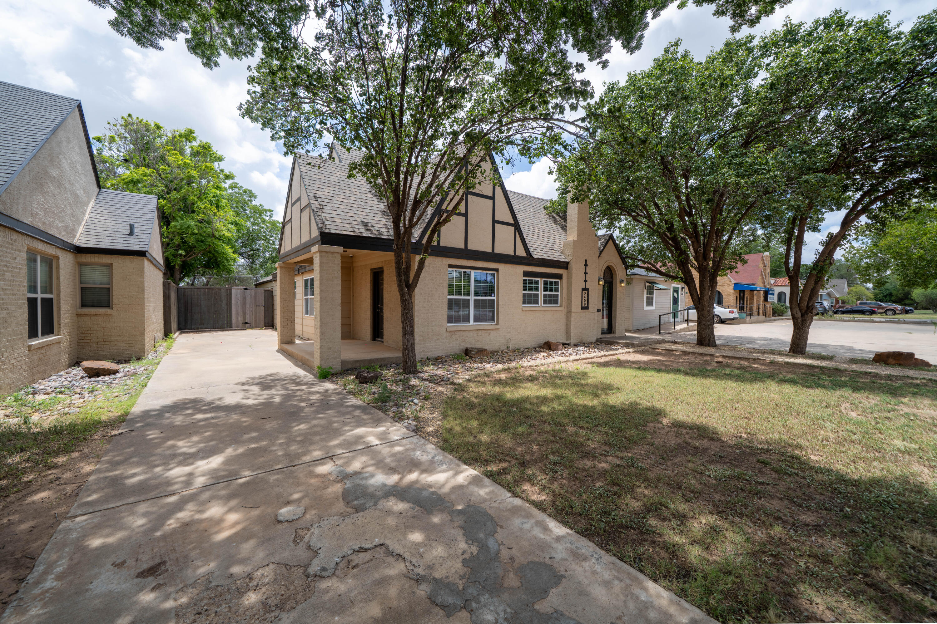 2409 20th Street