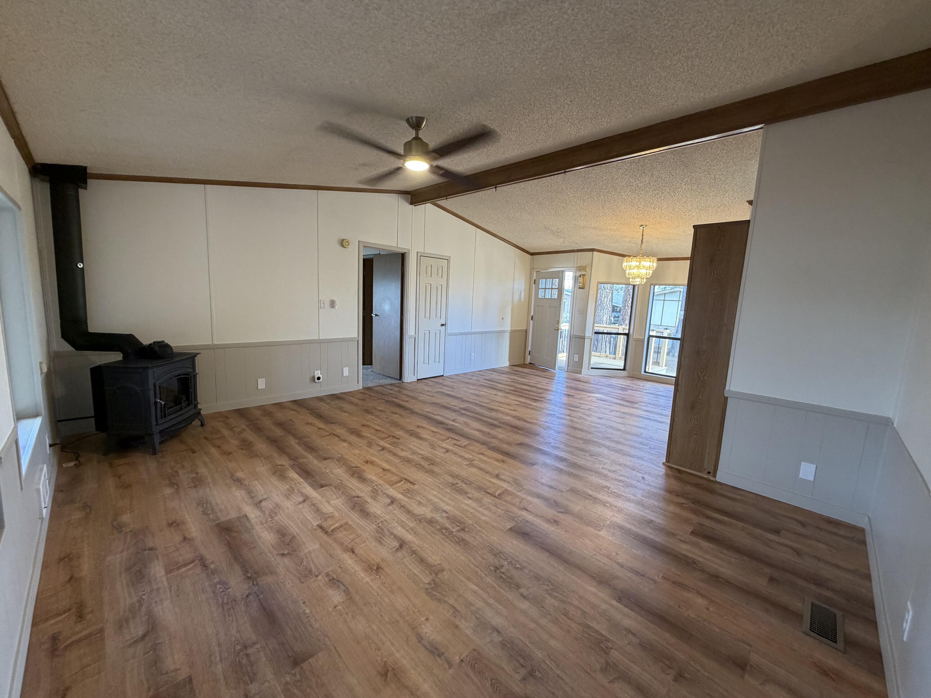 1001 SE 15th Street, 39