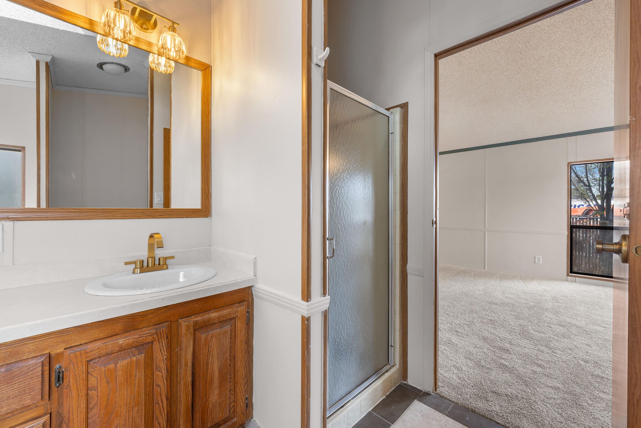 1001 SE 15th Street, 39