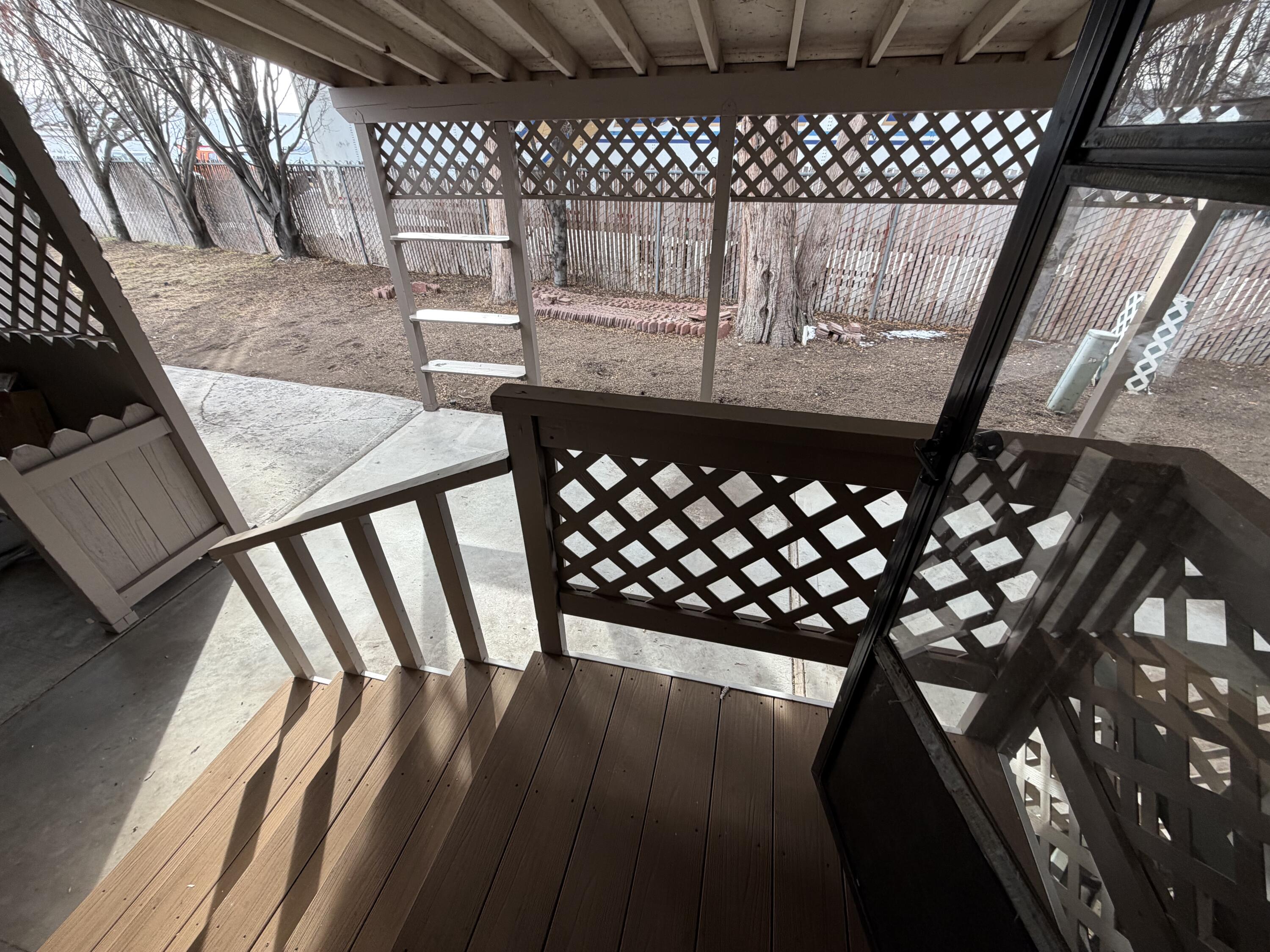 1001 SE 15th Street, 39