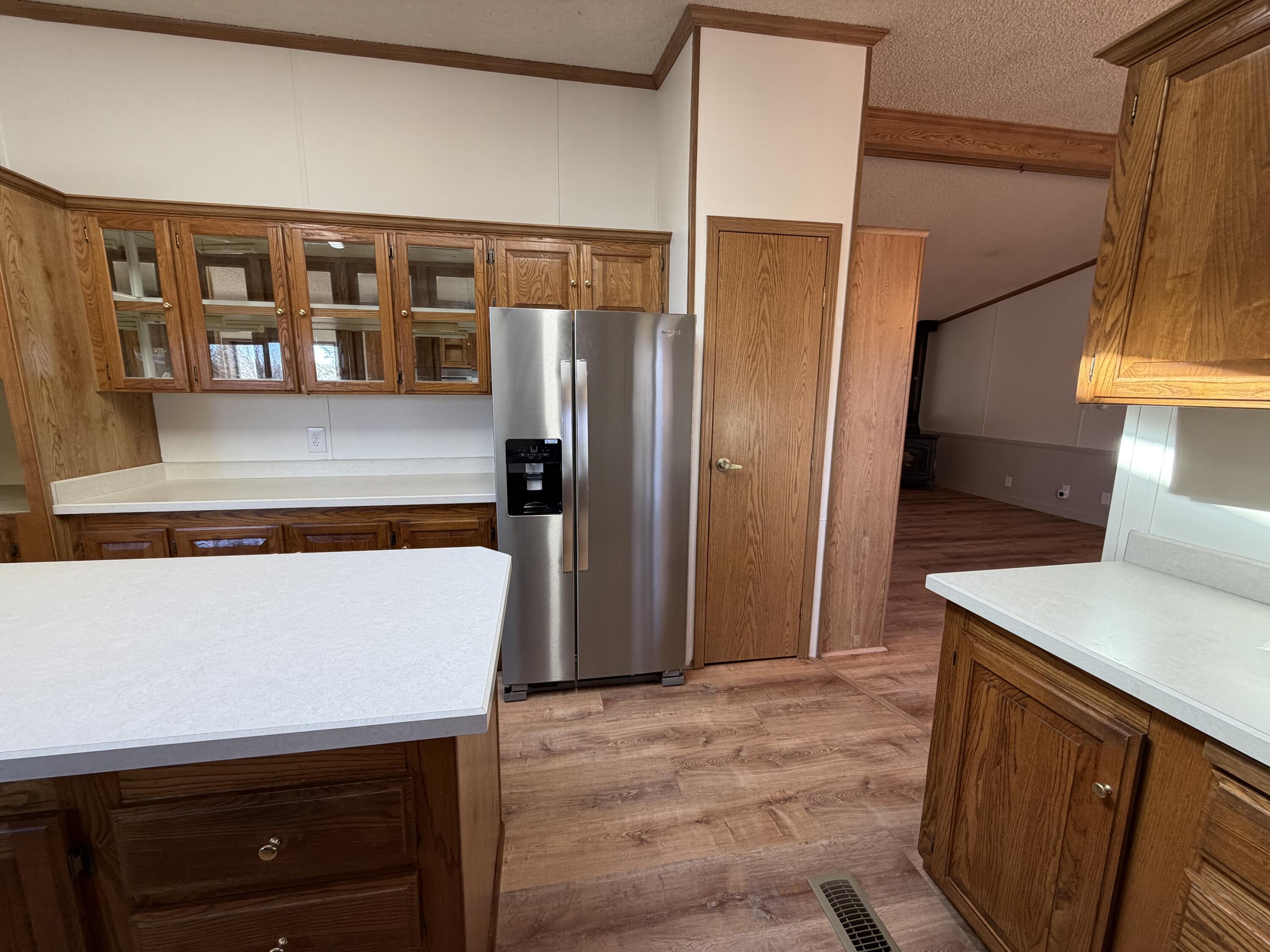 1001 SE 15th Street, 39