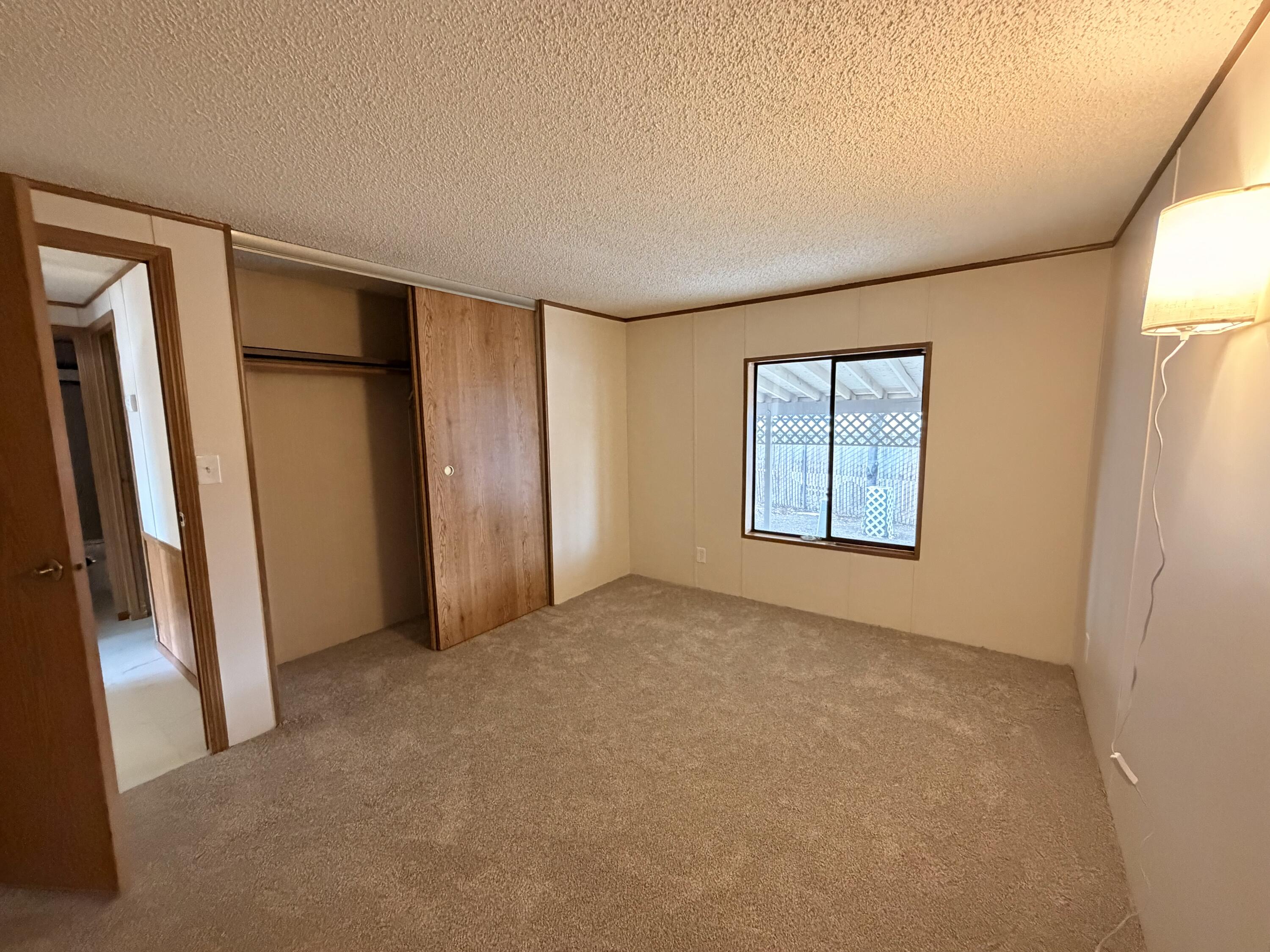 1001 SE 15th Street, 39