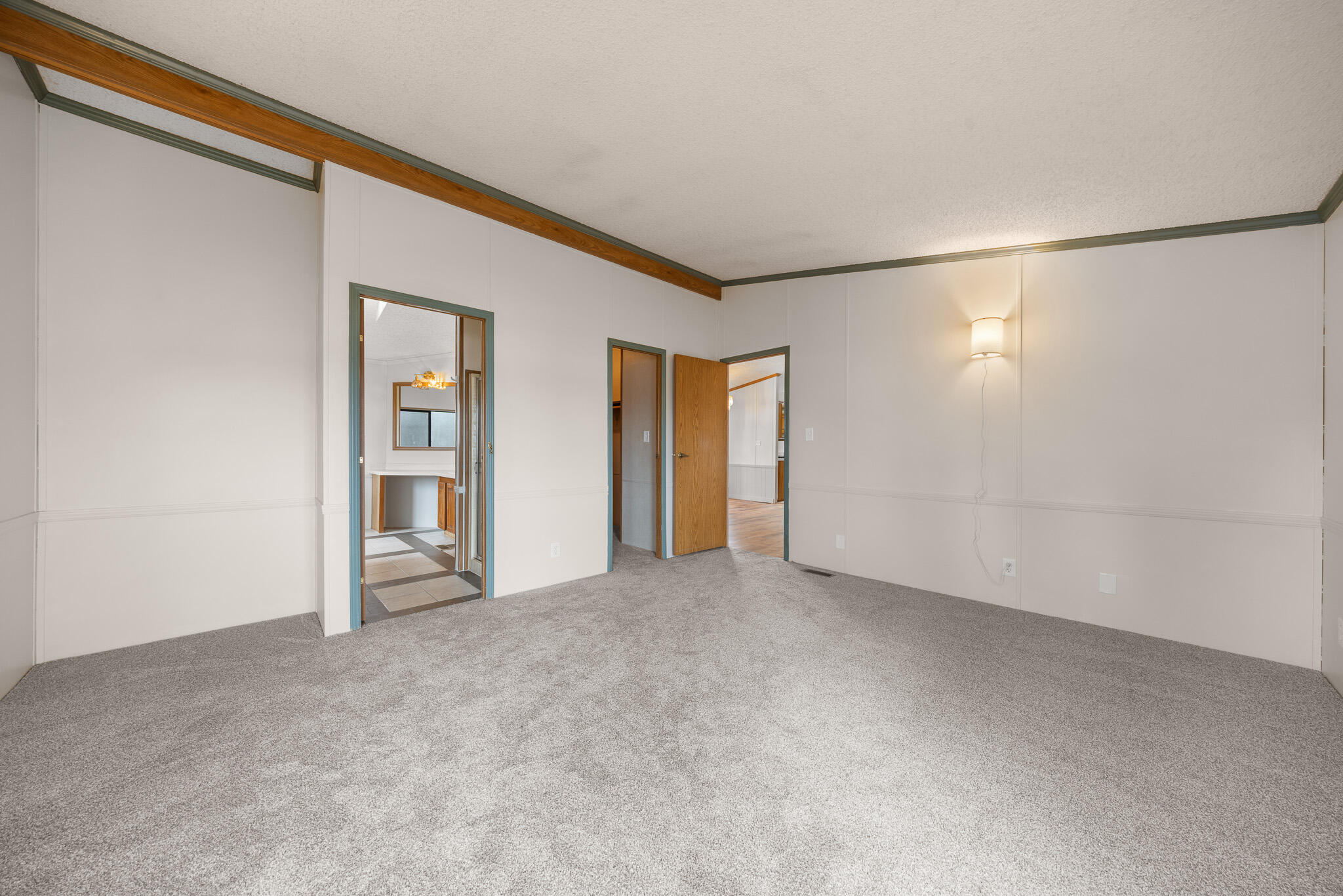 1001 SE 15th Street, 39