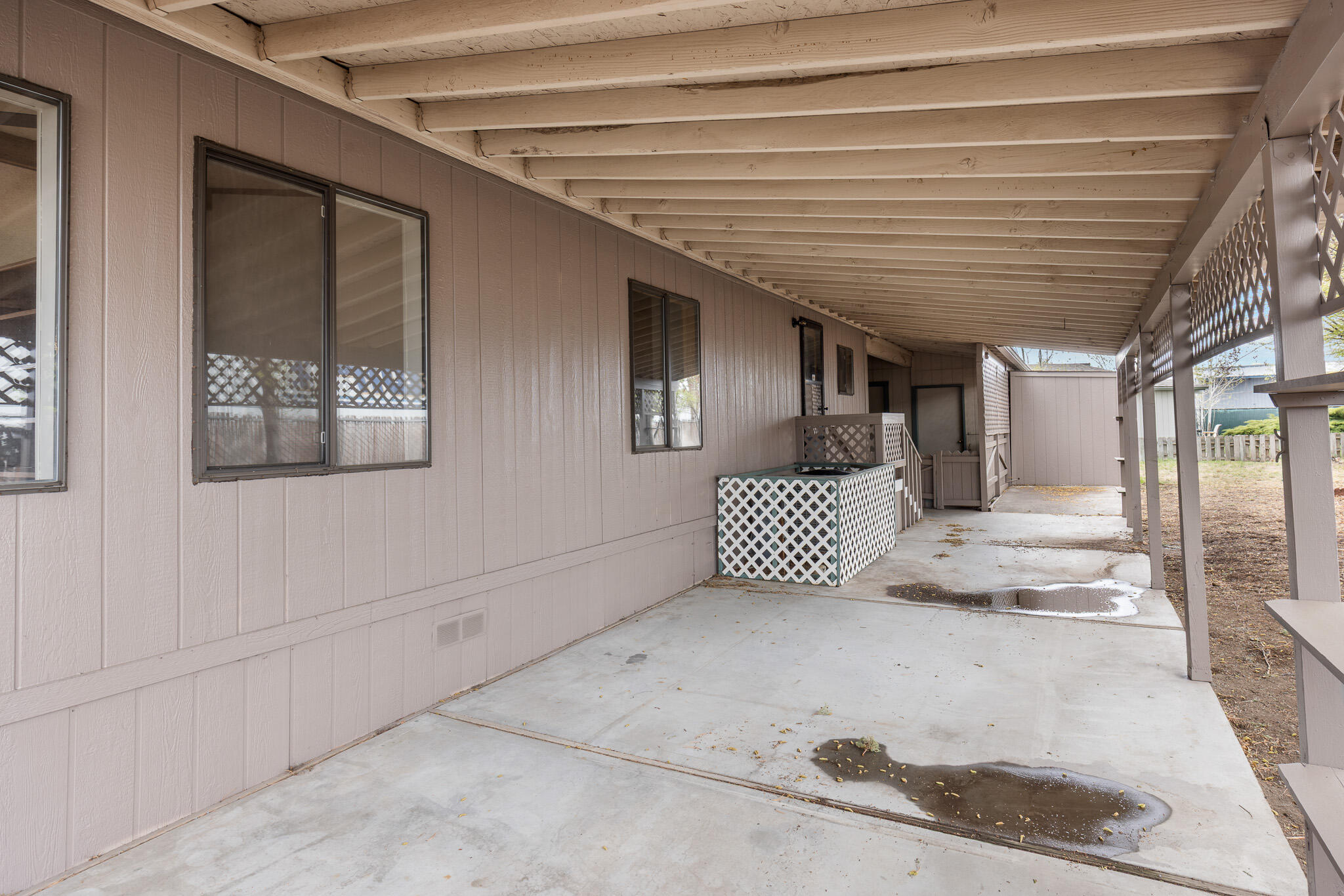 1001 SE 15th Street, 39