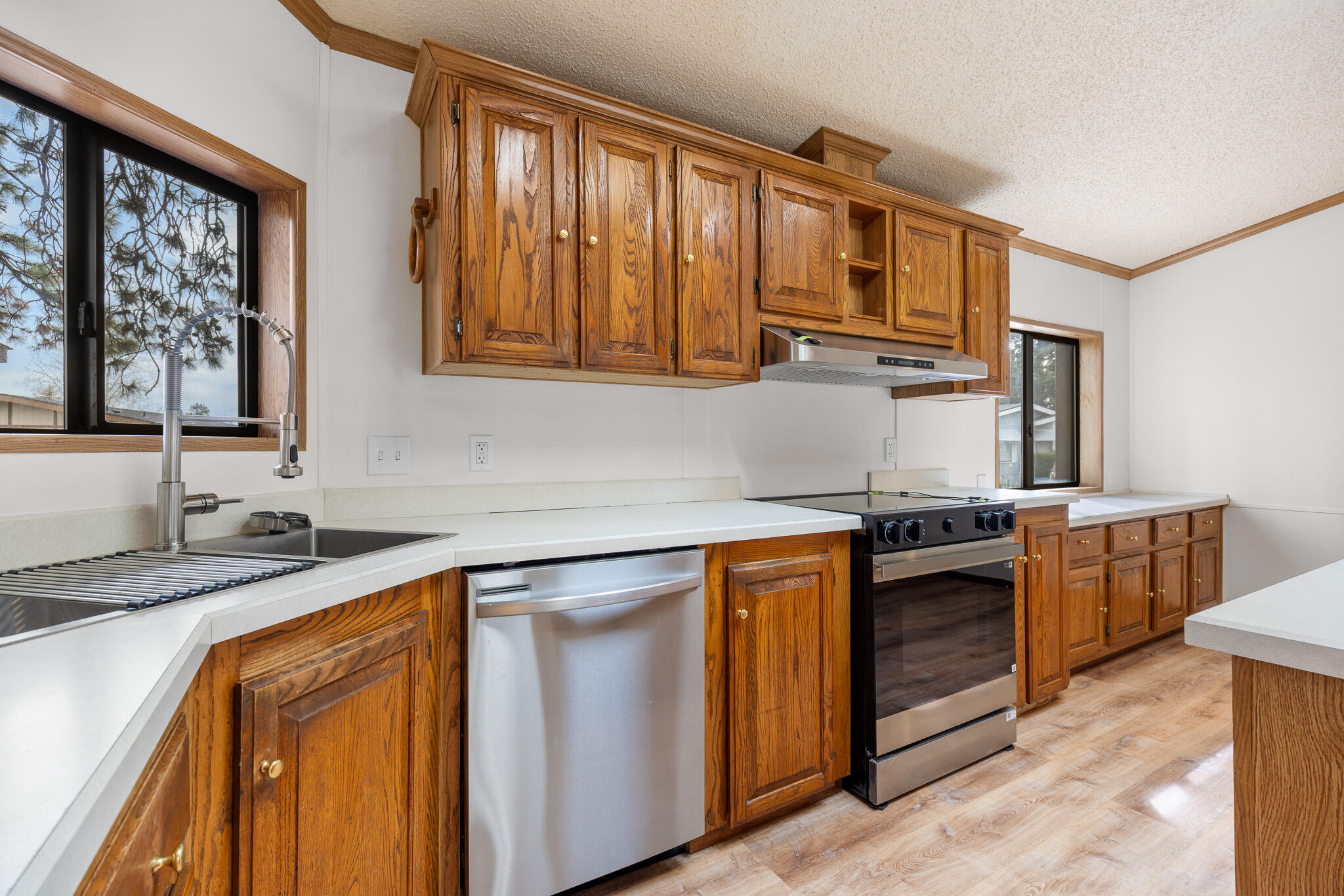 1001 SE 15th Street, 39