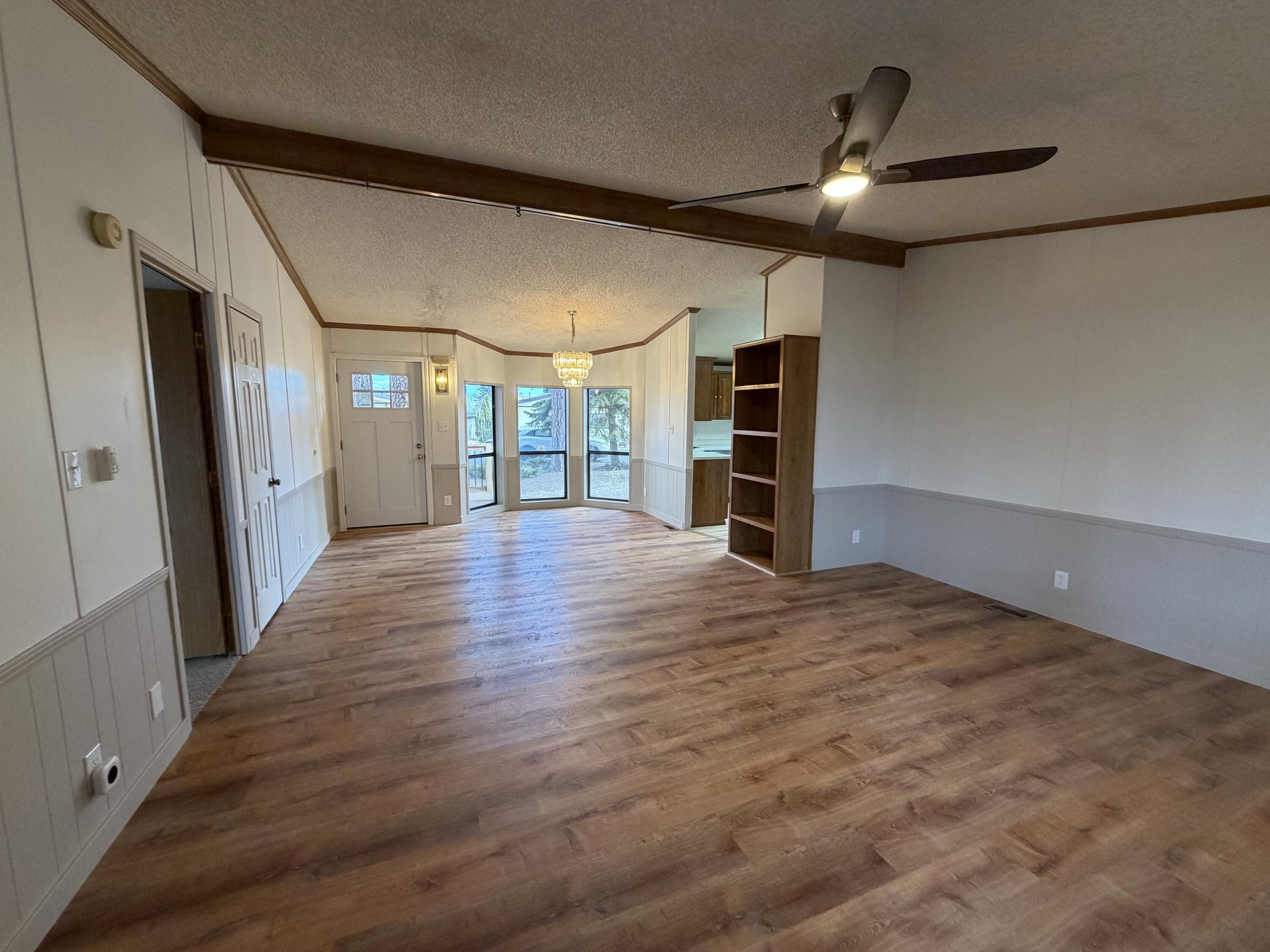1001 SE 15th Street, 39