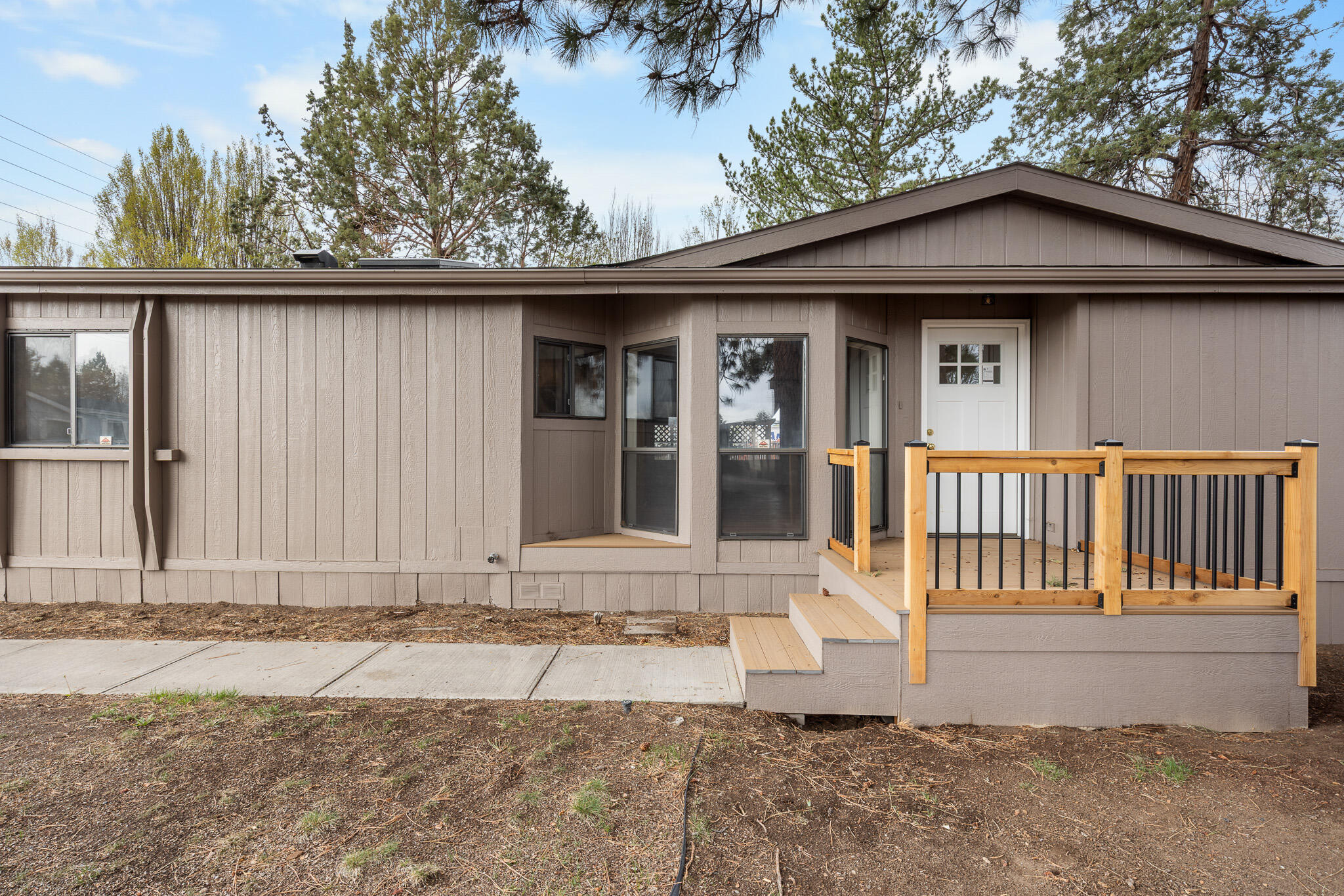 1001 SE 15th Street, 39