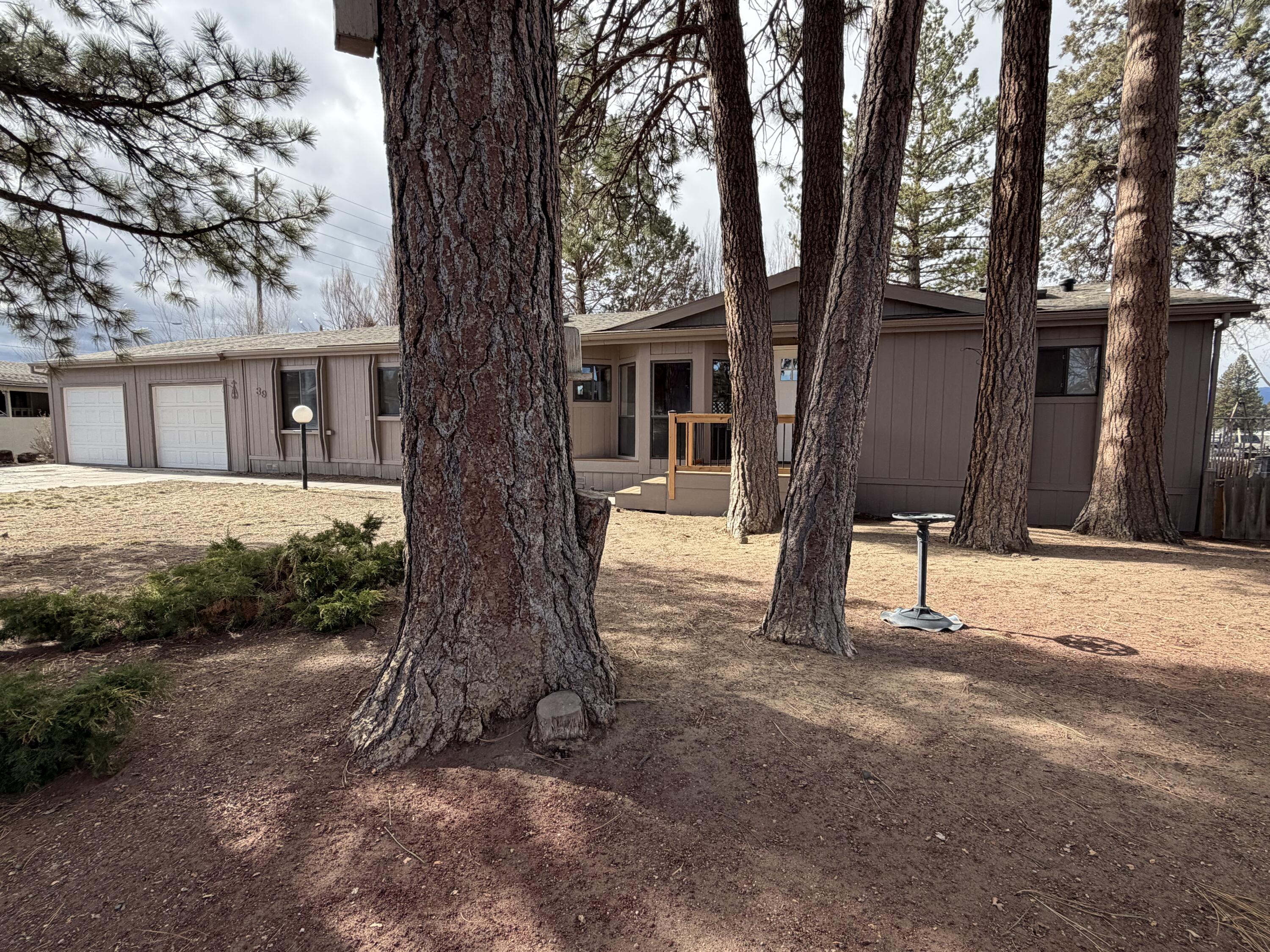 1001 SE 15th Street, 39